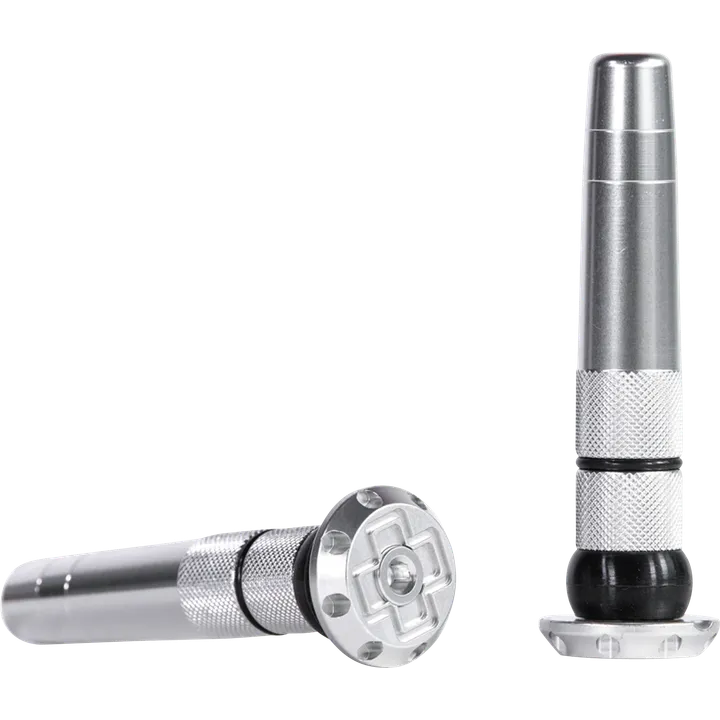 Stealth Tubeless Puncture Plugs silver