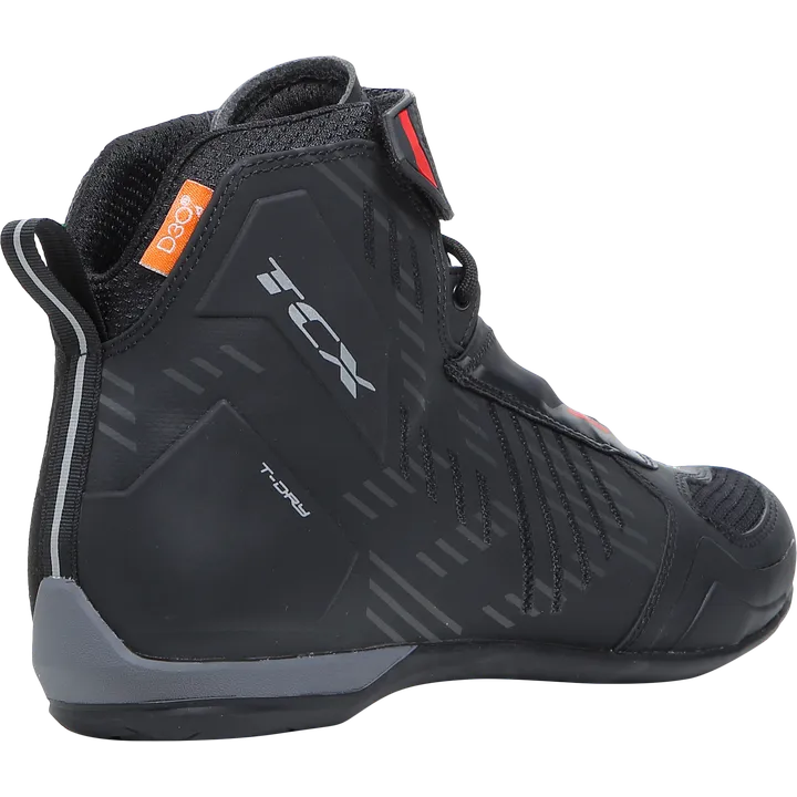 Schuhe R04D WP schwarz