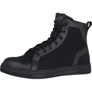 Classic Sneaker Style olive