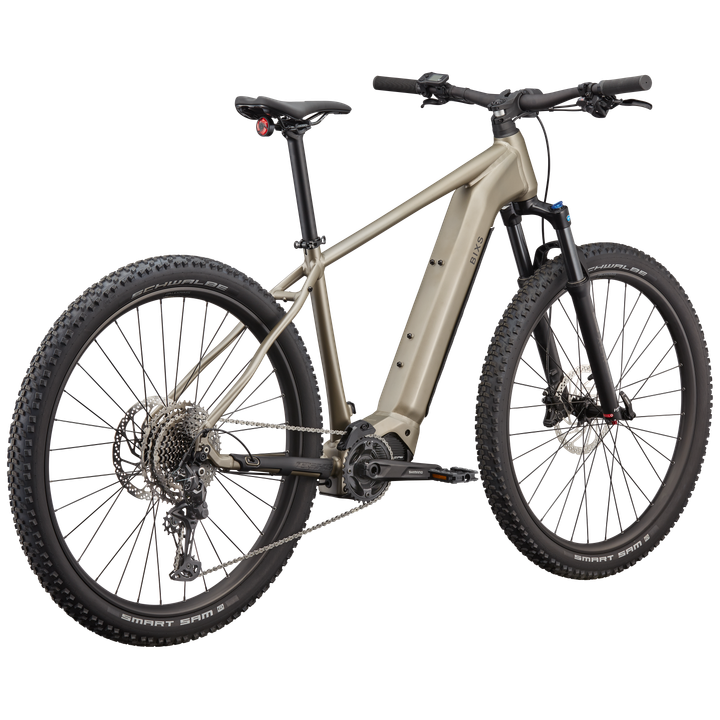 Core E22 metallic brown