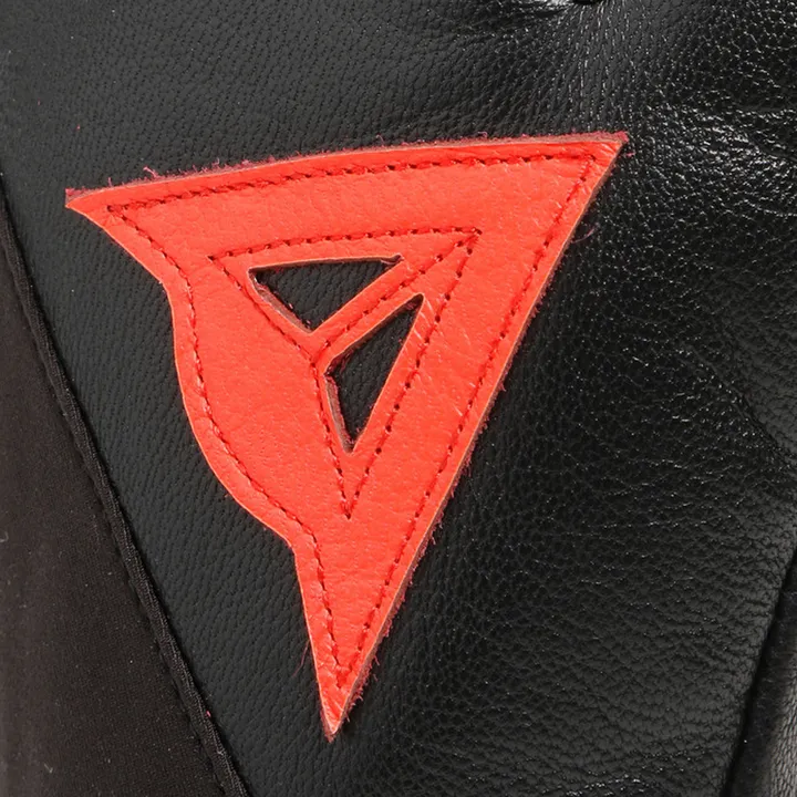 HP Sport Gloves black/red