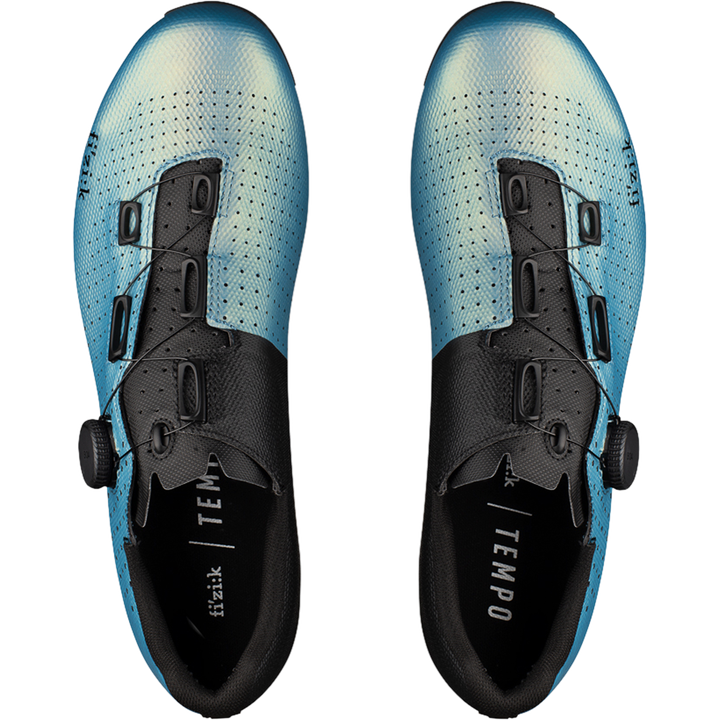 Decos Carbon Shoes irid. leuchtend hellblau
