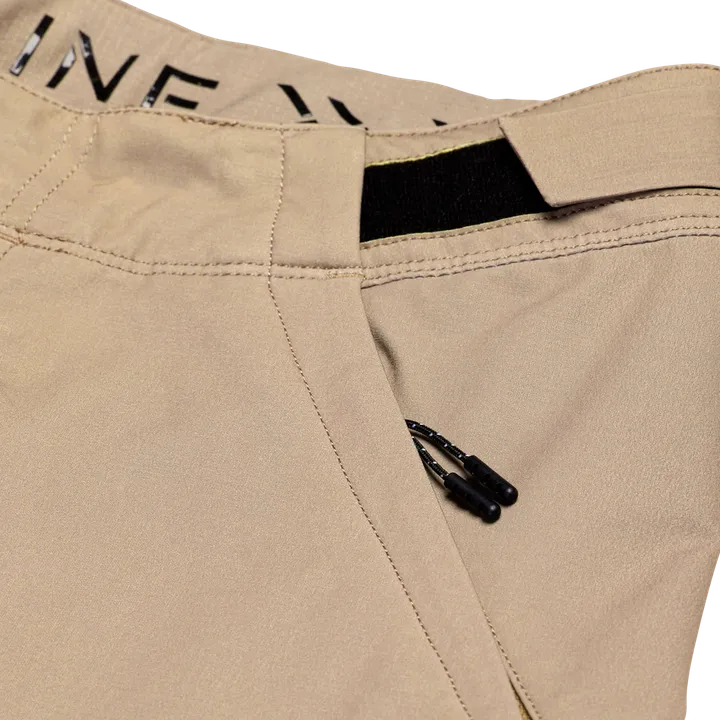 Skyline Short W/Liner - Mono beige