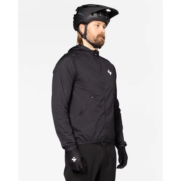 Hunter Hooded Wind Jacket dark red