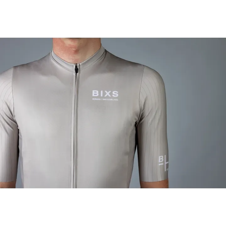 Trikot sand