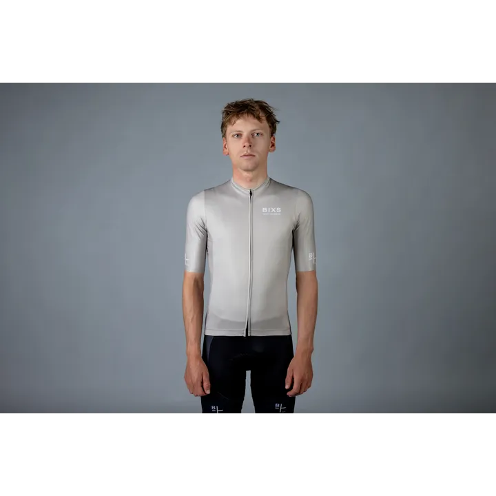 Trikot sand