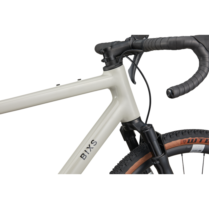 Traverse 1 warm grey